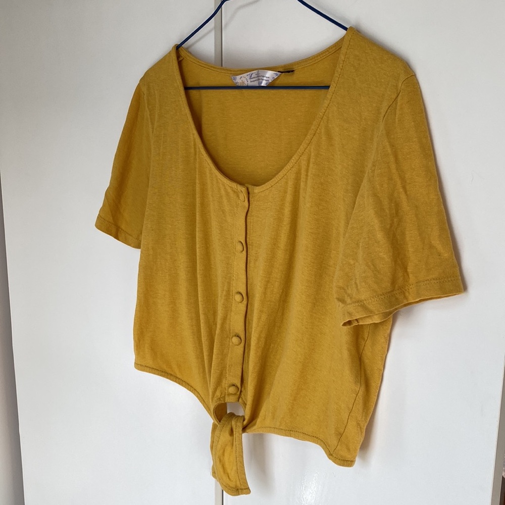 Twik Lab Yellow Tie Up Cropped Tee